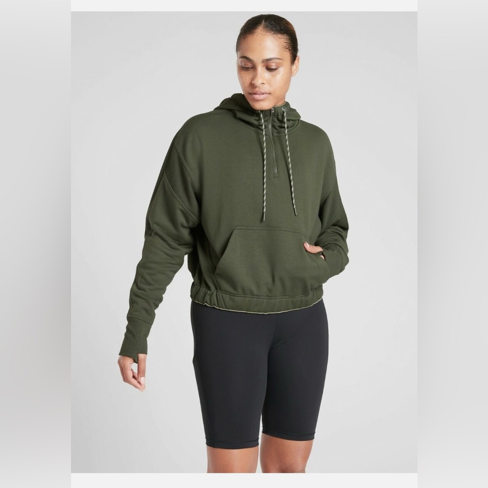 Like new Athleta Ascend Warm Up Hoodie